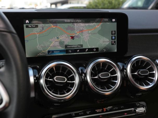 Mercedes-Benz GLB 220 d Progressive Night Panorama Kamera