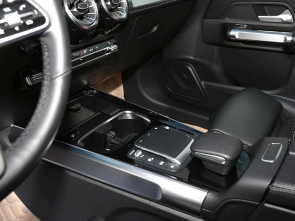 Mercedes-Benz GLB 220 d Progressive Night Panorama Kamera