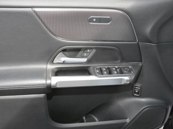 Mercedes-Benz GLB 220 d Progressive Night Panorama Kamera