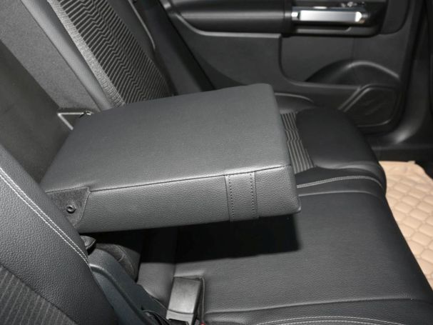 Mercedes-Benz GLB 220 d Progressive Night Panorama Kamera Mercedes-Benz GLB 220 d Progressive Night Panorama Kamera