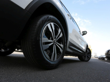 Mercedes-Benz GLB 220 d Progressive Night Panorama Kamera