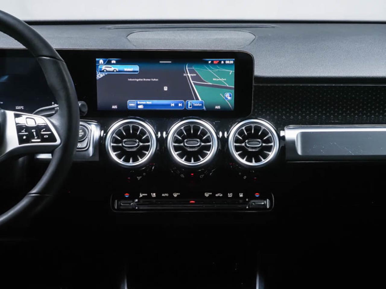 Mercedes-Benz GLB 250 4M Night Standhzg Distronic 360° Memory