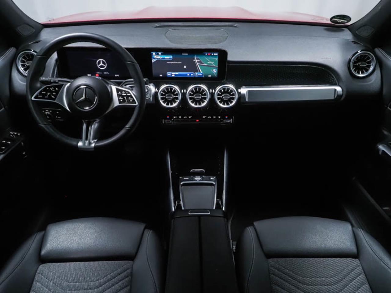 Mercedes-Benz GLB 250 4M Night Standhzg Distronic 360° Memory