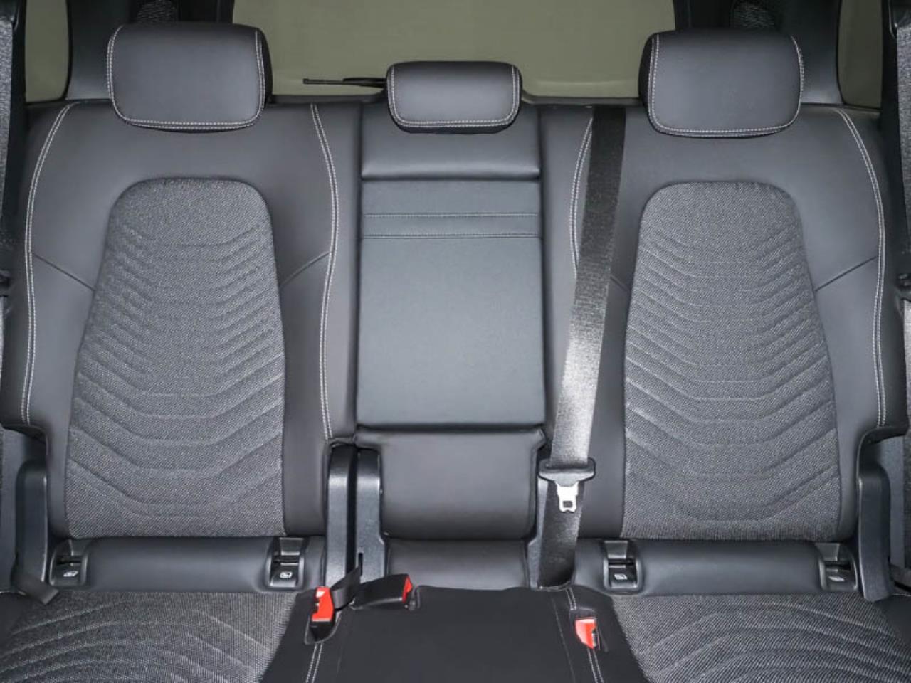 Mercedes-Benz GLB 250 4M Night Standhzg Distronic 360° Memory