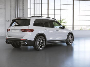 Mercedes-Benz GLB 250 4M AMG Night MBUX Navi Distronic Panorama