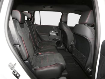 Mercedes-Benz GLB 250 4MATIC AMG Night Kamera Distronic AHK