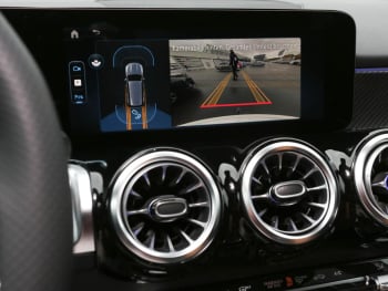 Mercedes-Benz GLB 250 4MATIC AMG Night Kamera Distronic AHK