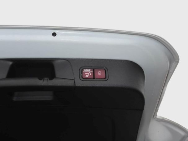 Mercedes-Benz GLB 250 4MATIC AMG Night Kamera Distronic AHK