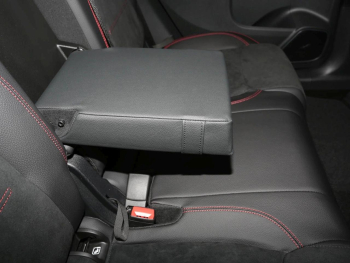 Mercedes-Benz GLB 250 4MATIC AMG Night Kamera Distronic AHK