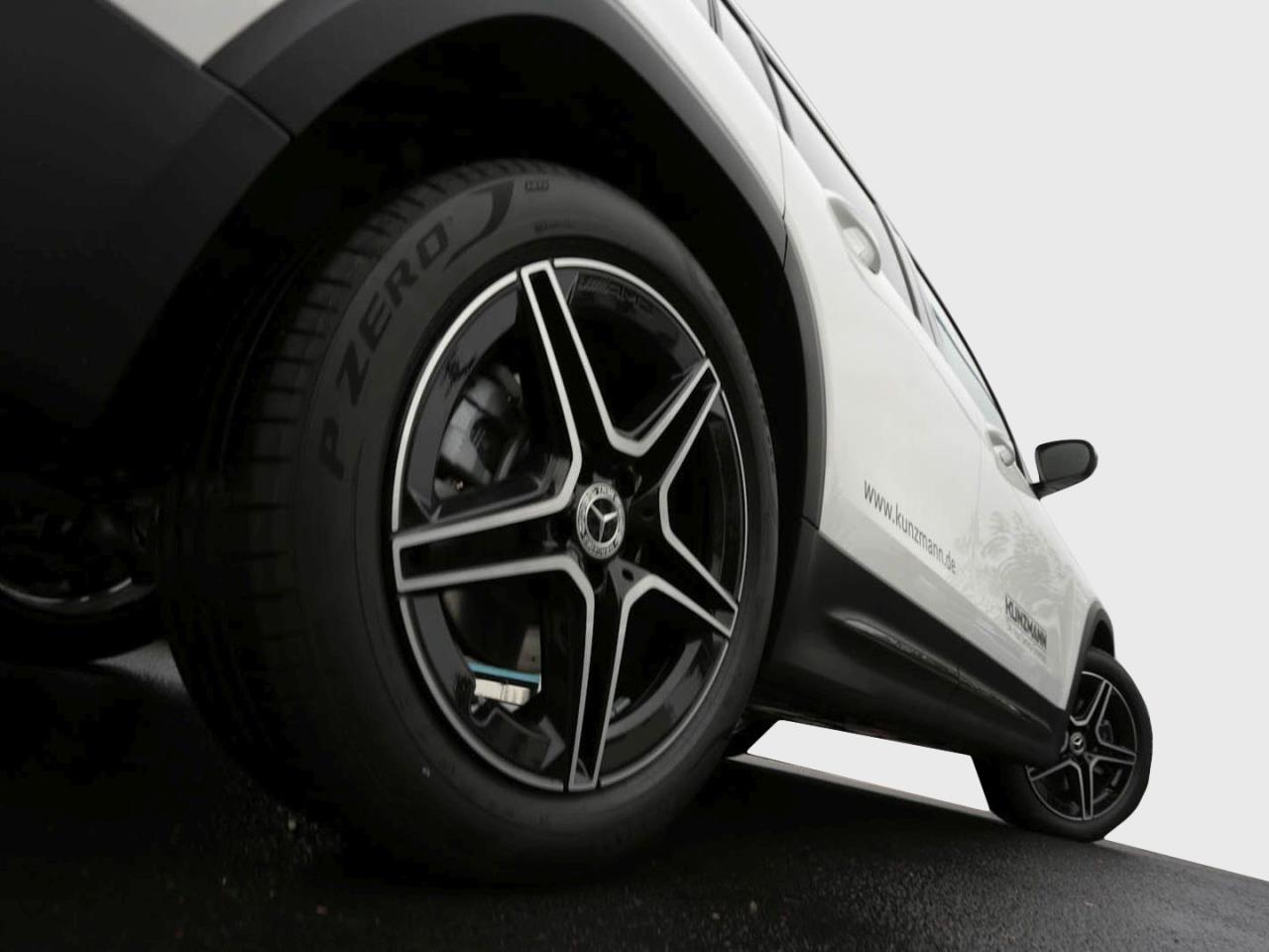 Mercedes-Benz GLB 250 4MATIC AMG Night Kamera Distronic AHK