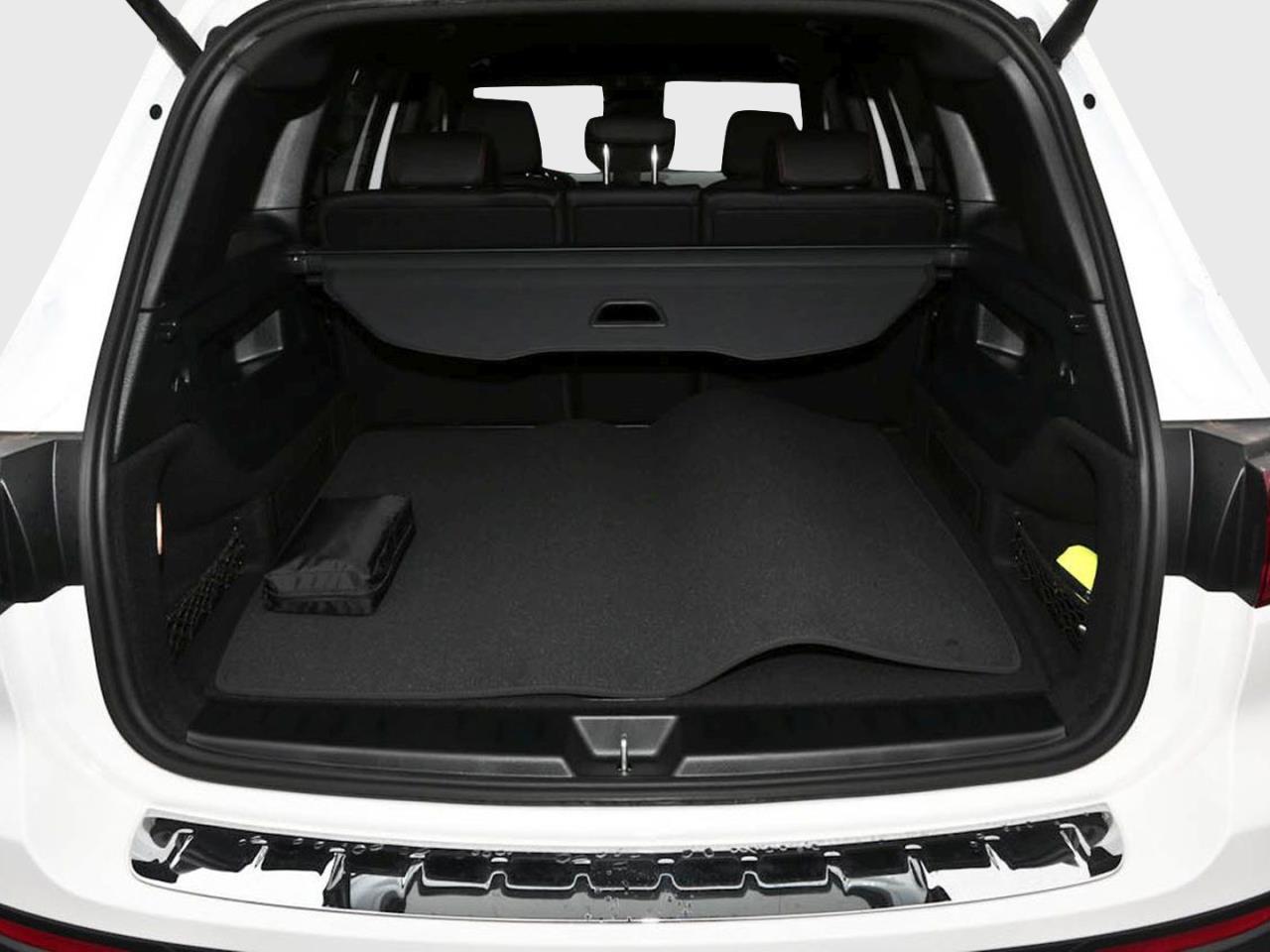 Mercedes-Benz GLB 250 4MATIC AMG Night Kamera Distronic AHK