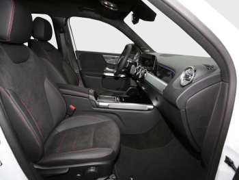 Mercedes-Benz GLB 250 4MATIC AMG Night Kamera Distronic AHK Mercedes-Benz GLB 250 4MATIC AMG Night Kamera Distronic AHK