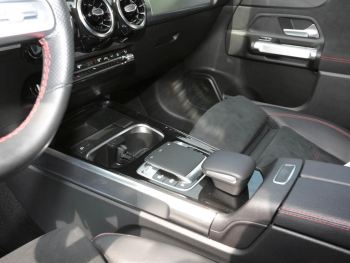 Mercedes-Benz GLB 250 AMG Night EasyP Standhzg Kamera Totwinkel