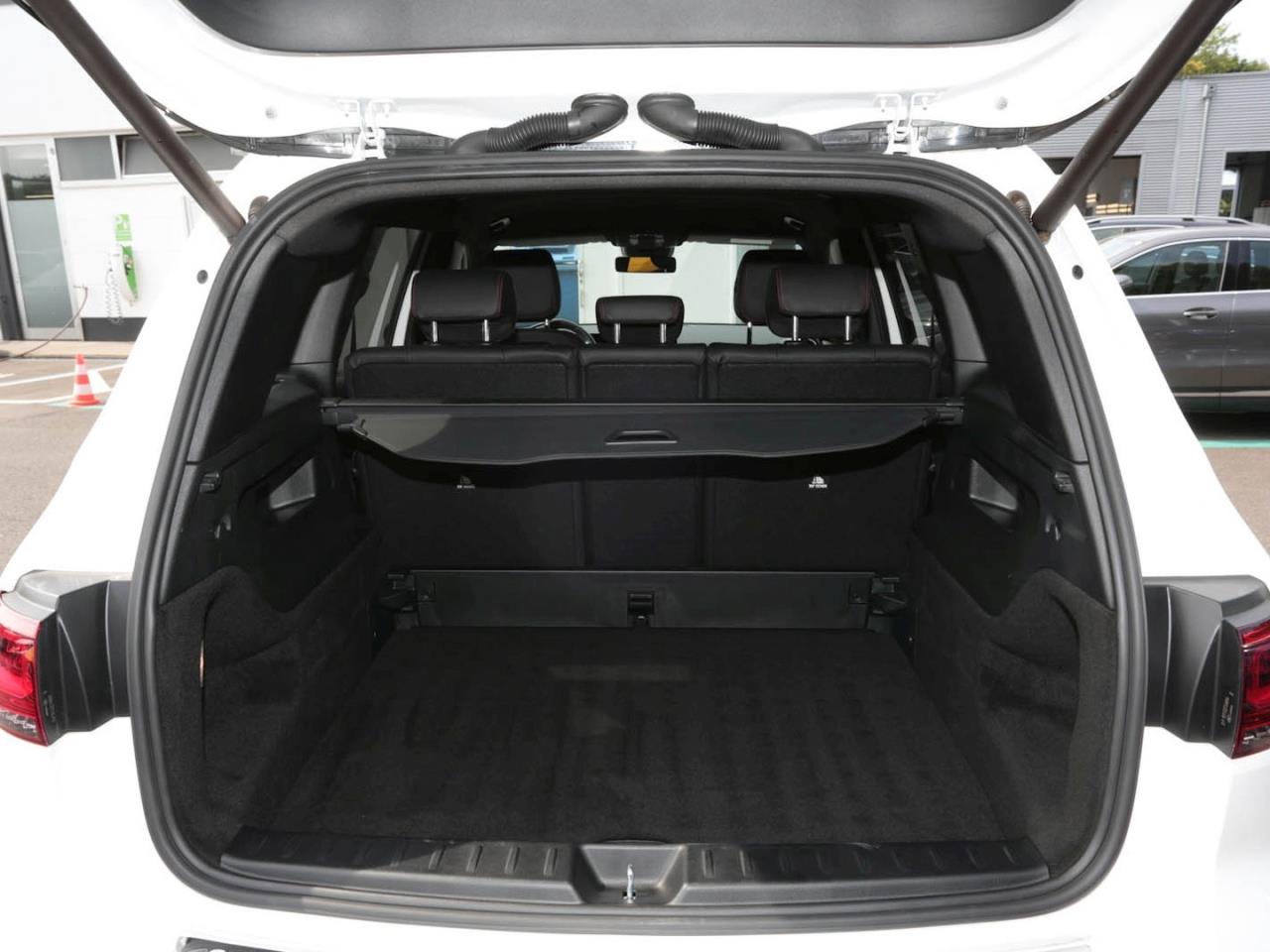 Mercedes-Benz GLB 250 AMG Night EasyP Standhzg Kamera Totwinkel