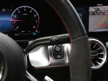 Mercedes-Benz GLB 35 AMG 4M Night Standhzg Distronic Kamera