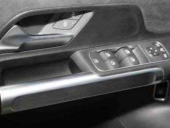 Mercedes-Benz GLB 35 AMG 4M Night Standhzg Distronic Kamera