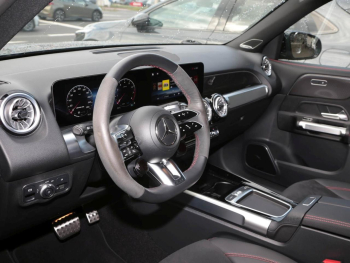 Mercedes-Benz GLB 35 AMG 4M Night Standhzg Distronic Kamera