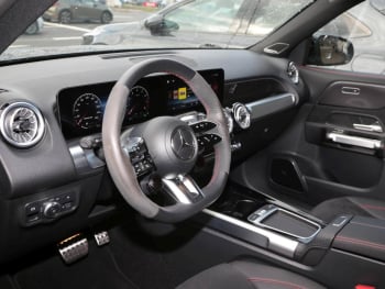 Mercedes-Benz GLB 35 AMG 4M Night Standhzg Distronic Kamera
