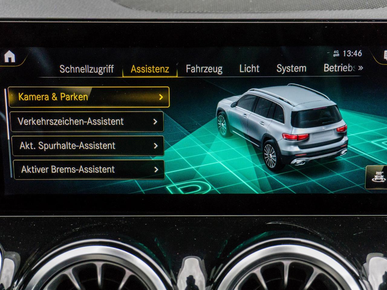 Mercedes-Benz GLB 35 AMG 4M Night Panorama Burmester Kamera