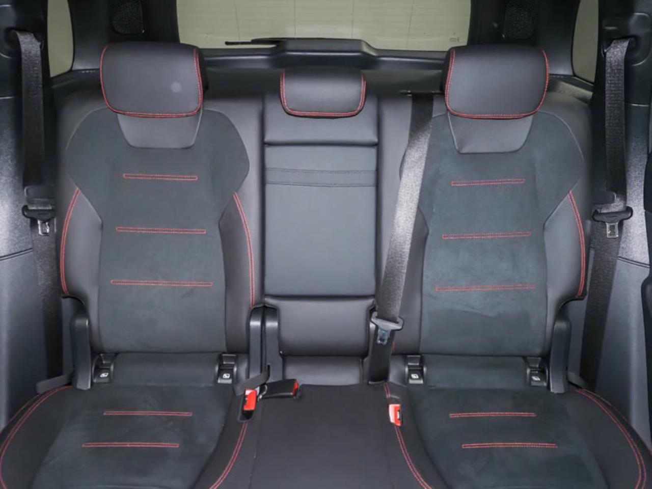 Mercedes-Benz GLB 35 AMG 4M Standhzg Kamera Easy-Pack AHK