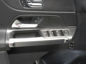 Mercedes-Benz Mercedes-AMG GLB 35 4MATIC Night AHK Panorama