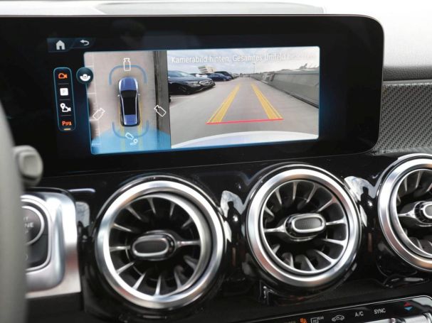 Mercedes-Benz Mercedes-AMG GLB 35 4MATIC Panorama AHK Distronic