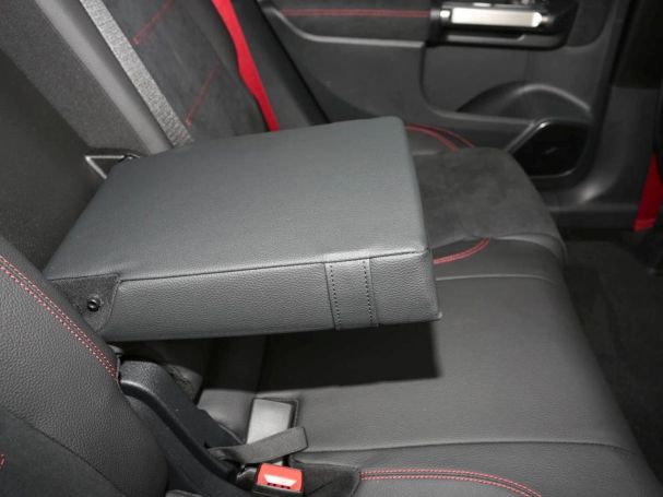 Mercedes-Benz Mercedes-AMG GLB 35 4MATIC Panorama AHK Distronic