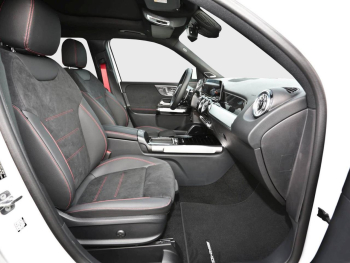 Mercedes-Benz Mercedes-AMG GLB 35 4MATIC Panorama AHK Distronic