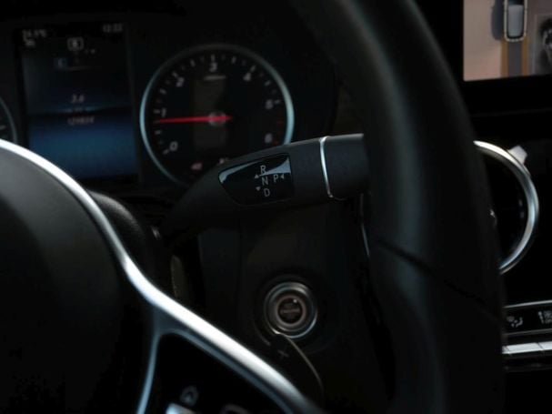 Mercedes-Benz GLC 200 d 4M Night MBUX Panorama KeylessGo 360° Mercedes-Benz GLC 200 d 4M Night MBUX Panorama KeylessGo 360°