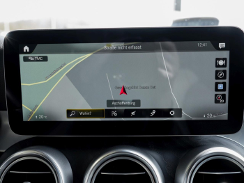 Mercedes-Benz GLC 200 d 4M AMG Night Navi Kamera EasyPack AHK