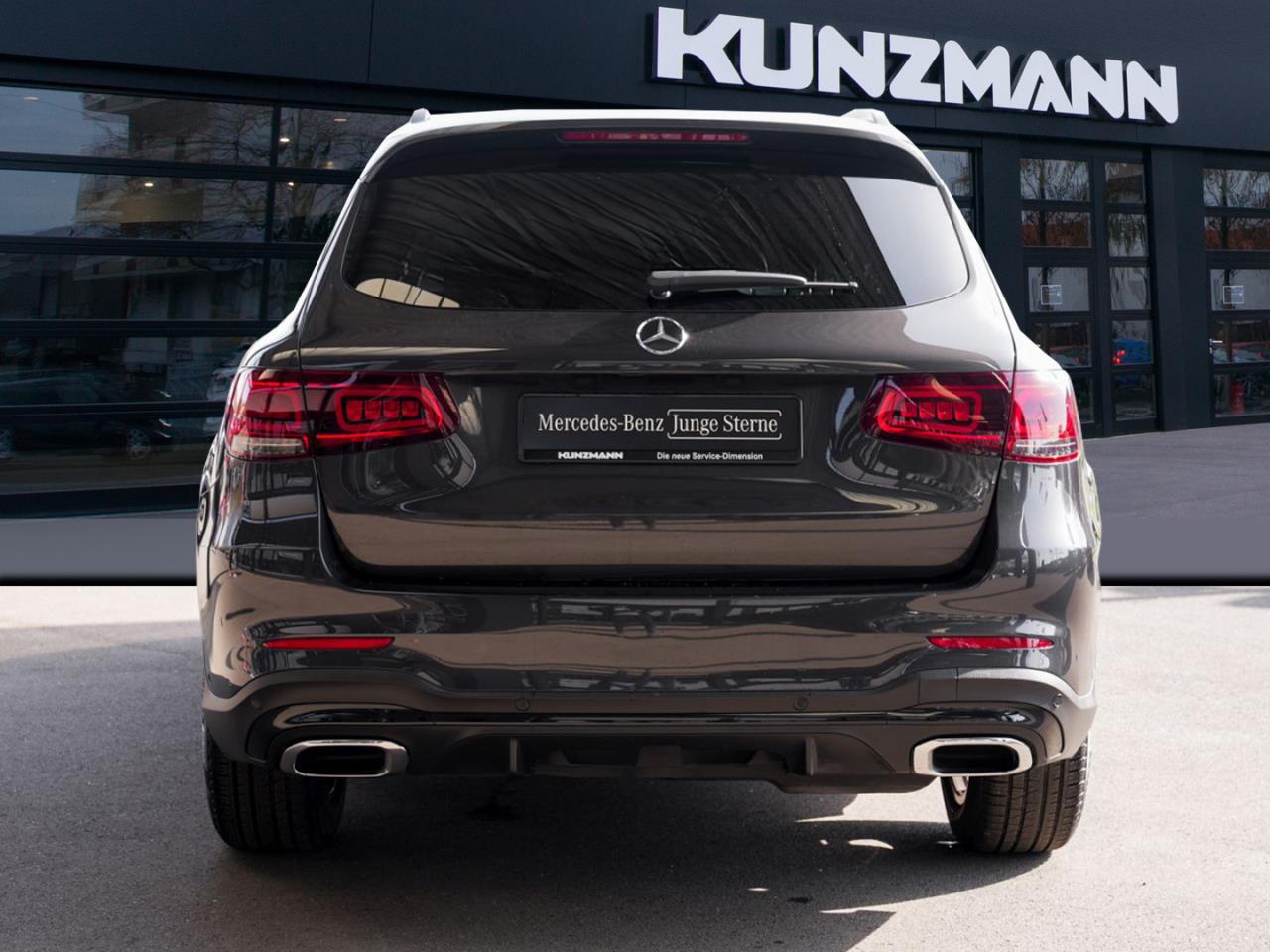 Mercedes-Benz GLC 200 d 4M AMG Night Navi Kamera EasyPack AHK