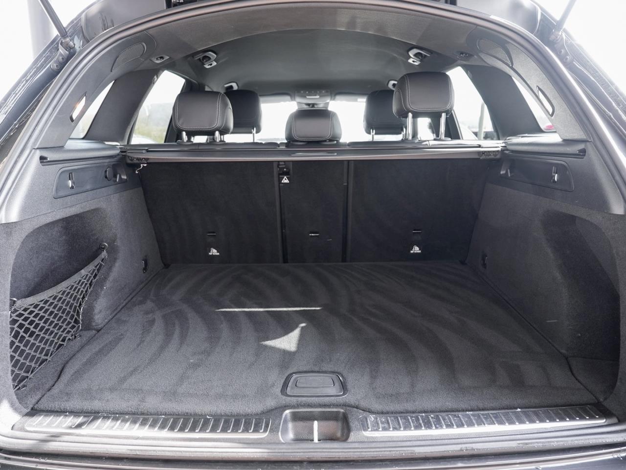 Mercedes-Benz GLC 200 d 4M AMG Night Navi Kamera EasyPack AHK