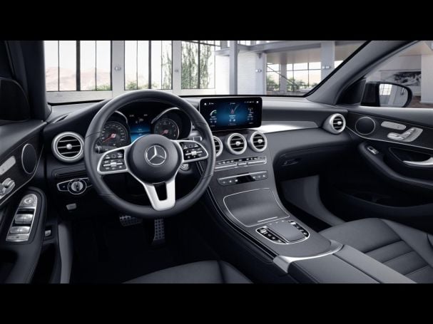 Mercedes-Benz GLC 300 de 4M Coupé AMG Night Distronic 360° AHK Mercedes-Benz GLC 300 de 4M Coupé AMG Night Distronic 360° AHK