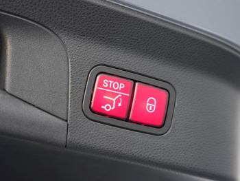 Mercedes-Benz GLC 300 de 4M Coupé AMG Night Memory 360° HeadUp