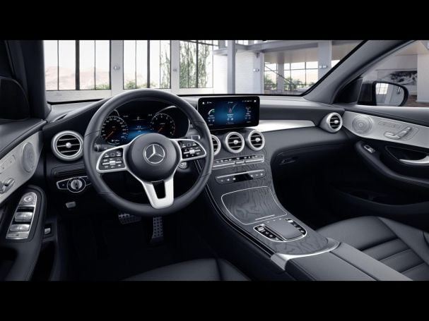Mercedes-Benz GLC 300 de 4M Coupé AMG Schiebedach AHK Burmester Mercedes-Benz GLC 300 de 4M Coupé AMG Schiebedach AHK Burmester