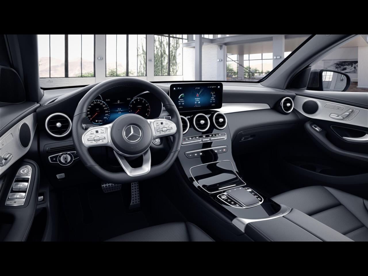 Mercedes-Benz GLC 300 de 4M Coupé AMG Schiebedach Distronic