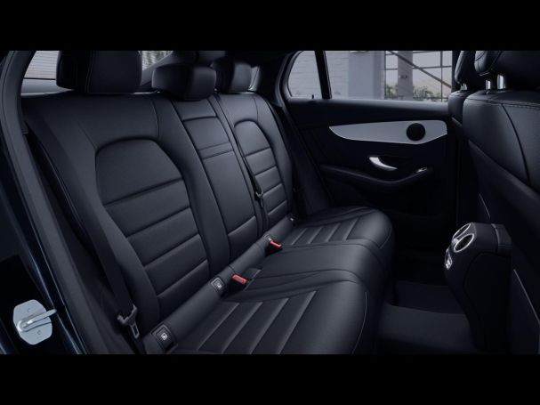 Mercedes-Benz GLC 300 de 4M Coupé AMG Schiebedach Distronic