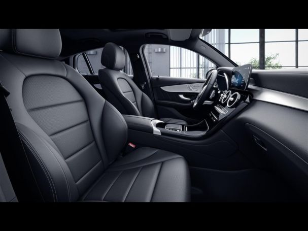 Mercedes-Benz GLC 300 de 4M Coupé AMG Schiebedach Distronic