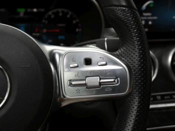 Mercedes-Benz GLC 300 de 4M Coupé AMG Navi AHK Kamera Sitzklima
