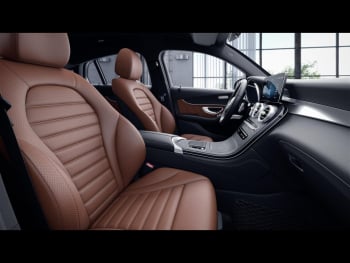 Mercedes-Benz GLC 300 de 4M Coupé AMG Navi AHK Kamera Sitzklima