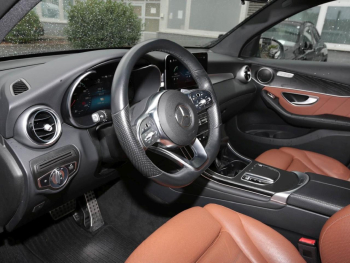 Mercedes-Benz GLC 300 de 4M Coupé AMG Navi AHK Kamera Sitzklima
