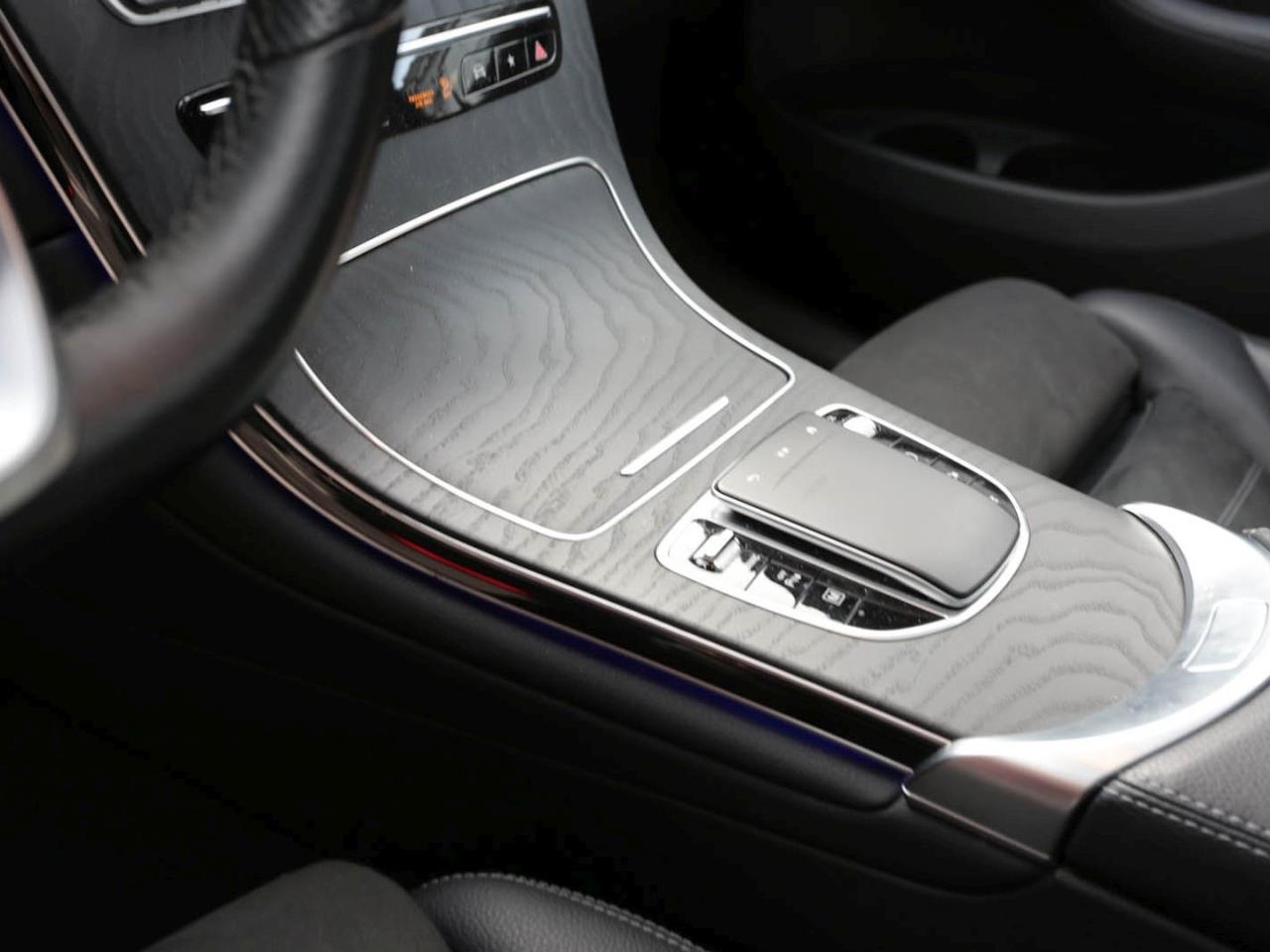 Mercedes-Benz GLC 300 de 4M Coupé AMG Night Schiebedach AHK