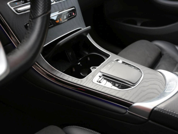 Mercedes-Benz GLC 300 de 4M Coupé AMG Night Schiebedach AHK