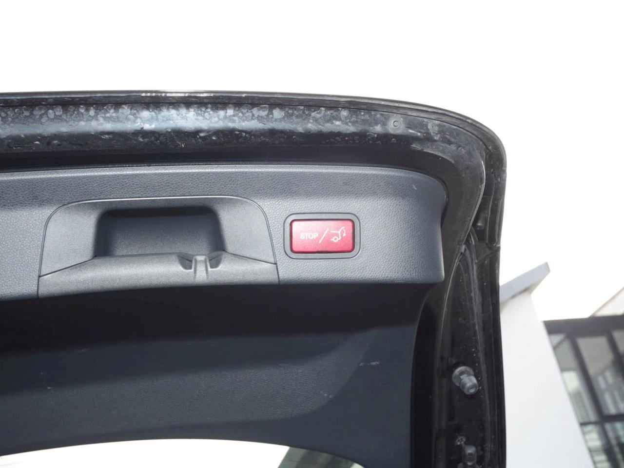 Mercedes-Benz GLC 300 de 4M Coupé AMG Night Schiebedach AHK