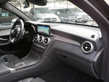 Mercedes-Benz GLC 300 de 4M Coupé AMG Night Schiebedach AHK