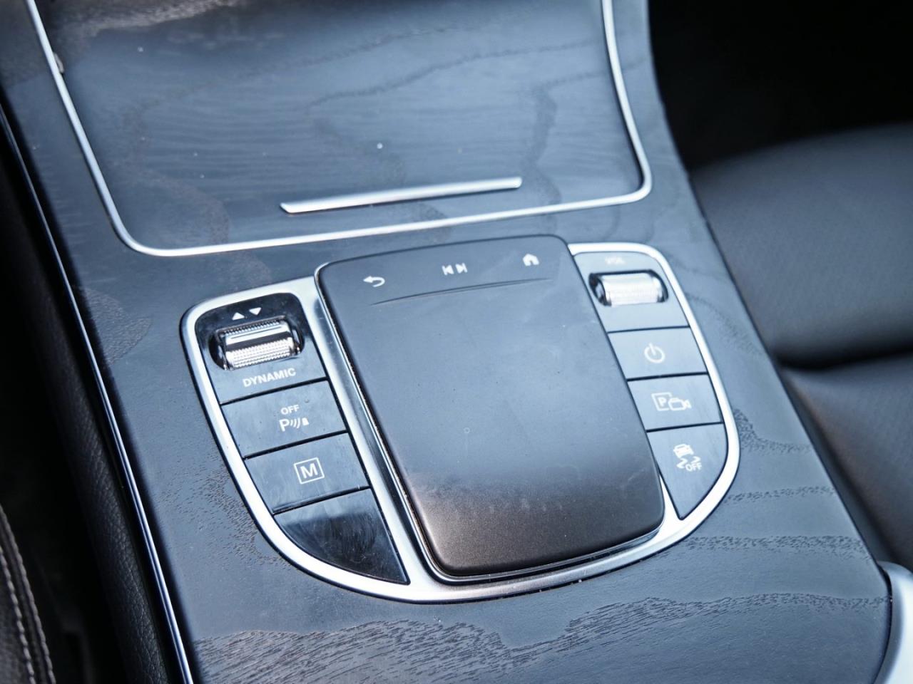 Mercedes-Benz GLC 300 de 4M Coupé Distronic AHK Kamera EasyP