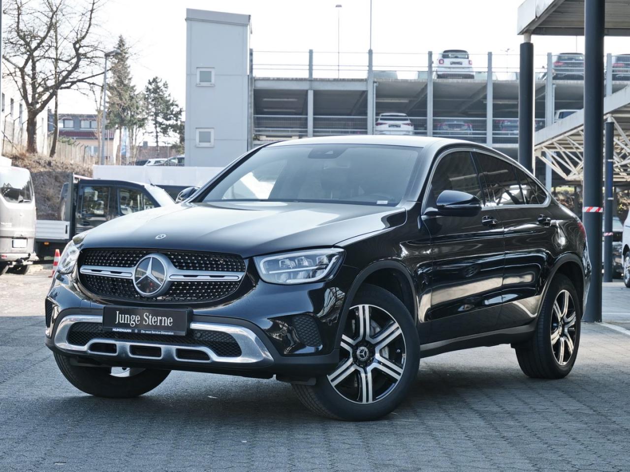 Mercedes-Benz GLC GLC 300 de 4M Coupé Coupé schwarz