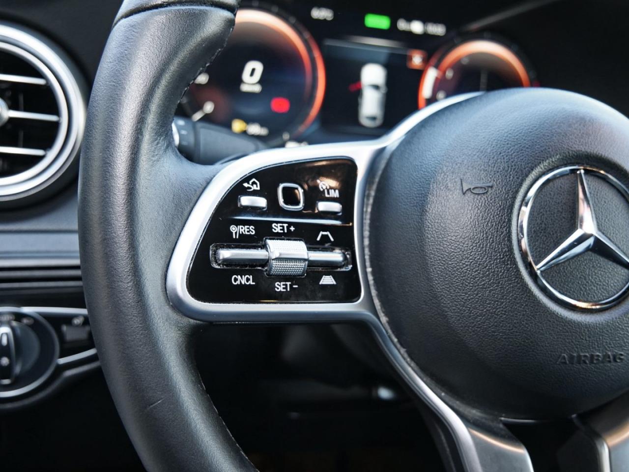 Mercedes-Benz GLC 300 de 4M Coupé Distronic AHK Kamera EasyP