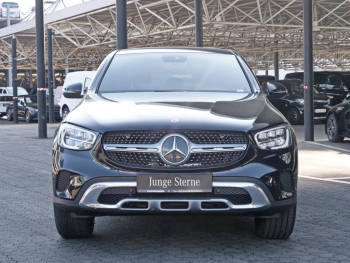 Mercedes-Benz GLC 300 de 4M Coupé Distronic AHK Kamera EasyP