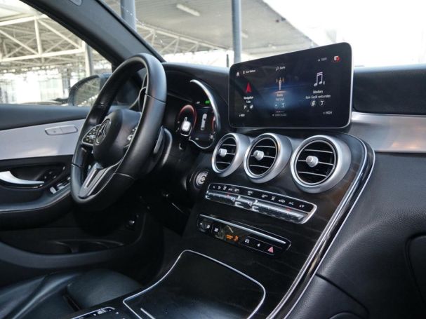 Mercedes-Benz GLC 300 de 4M Coupé Distronic AHK Kamera EasyP